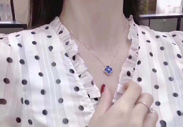 

fashion-blue stone pendant with one piece diamond s925 silver material gold color women wedding jewelry gift ps7014