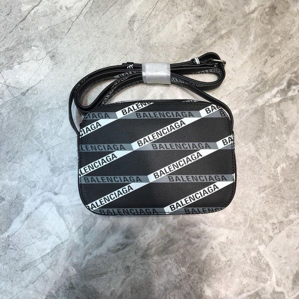 

натуральная кожа больше цвета 2018 женская сумка27