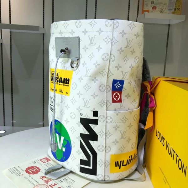 

Zaino chalk 2019 new luxury de igner backpack for men handbag genuine leather women handbag luxury de igner compo ite bag houlder bag