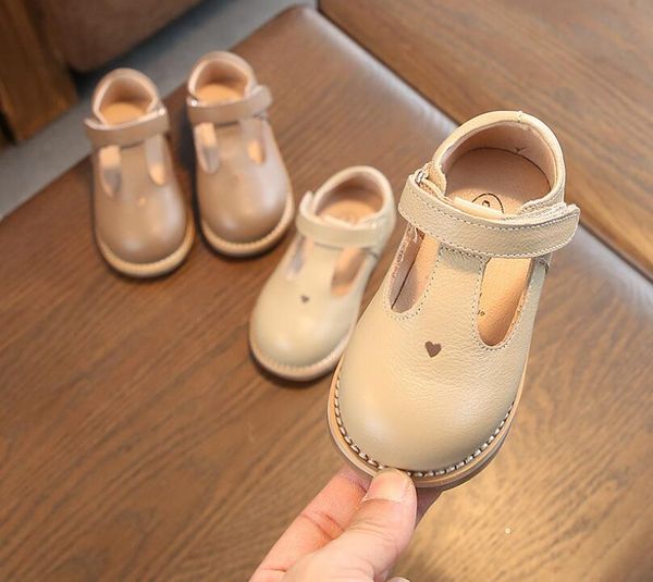 

girls 2019 spring and autumn new leather tendon soft bottom baby 1-5 years old small shoes casual wild single shoes tide, Black;grey