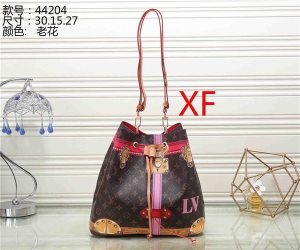 

Guc‍ci Louis Vuit‍ton Yves Saint Lau‍ret Cha‍nel A81