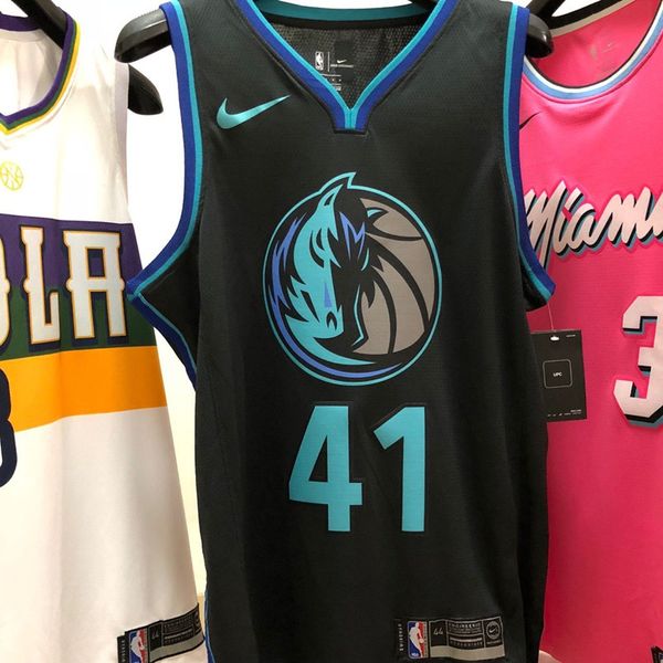 black mavericks jersey