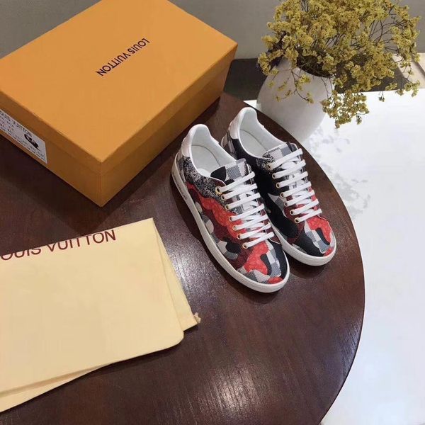 

q1 autumn winter high -end women 's casual shoes ,upper design printing highlights the quality of delivery 36 -40, Black