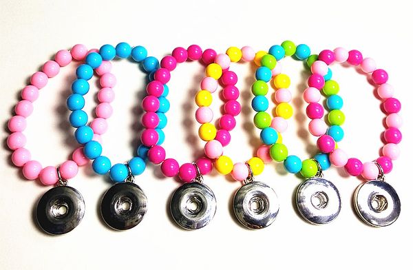 

jiangzimei 24pcs/lot snap button beads bracelets 18mm snap holder buttons dome cabochon charms trendy jewelry girls party gift, Black