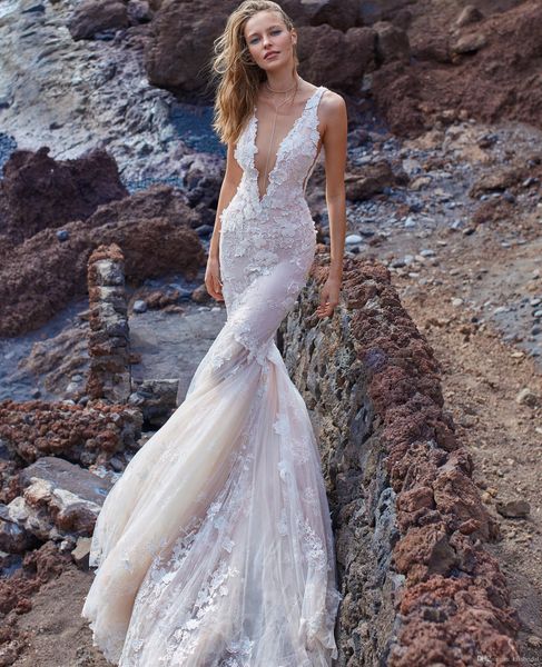 

deep v neckline open back mermaid wedding dresses vintage beads 3d lace tiered skirts wedding dress bridal gown vestido de novia, White