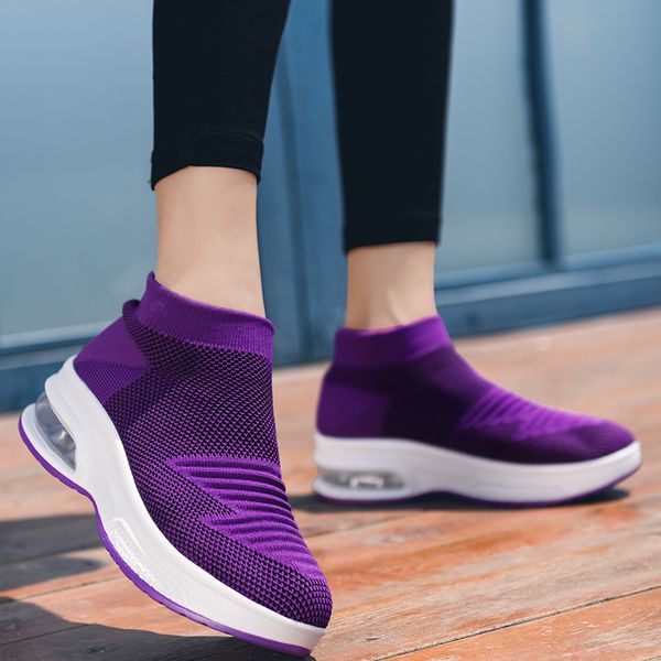 

new release women react 87 walking shoes 55 sneakers outdoor sports triple breathable designer speed runner trainers, Black