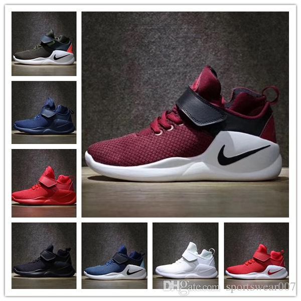 action womens running shoes