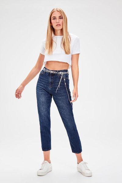 

trendyol dark blue high waist mom jeans twoaw20je0129