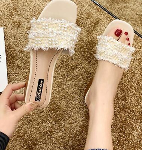 

2019 summer new cool slippers female outer wear thick heel fashionable high heel slippers square head half, Black