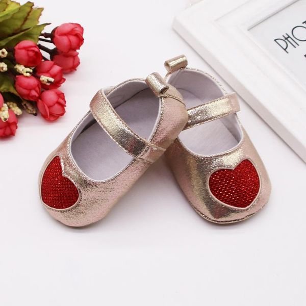 

born baby girl shoes 1 year infant newborn toddler shoes soft sequins heart print baby booties 2020 new first walkers