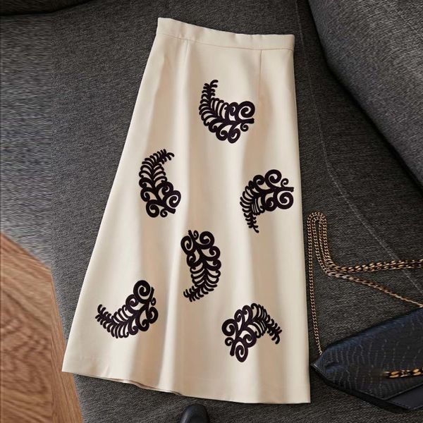

red roosarosee 2020 spring summer fashion designer skirt women high waist flower applique blue midi skirts fashion lady clothes, Black
