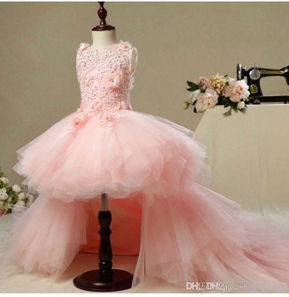 

pretty pink flower girls dresses jewel neck backless 3d floral lace applique sweep train princess birthday child girl pageant gowns, White;blue