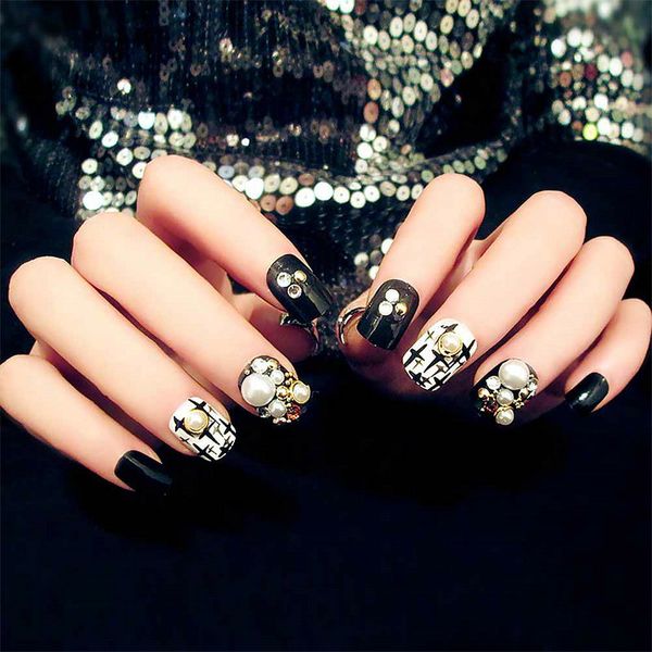 

fashion punk steet style nail art 24pcs false nails for woman rivets crystal short square artificial nails full tips fake nail, Red;gold