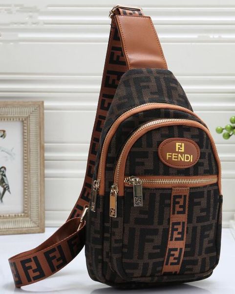 

1New Fashion Men's Business Single Shoulder Bag and Men's Luxury Brand Designer's Fashion Business Travel Bag Single Shoulder Bag