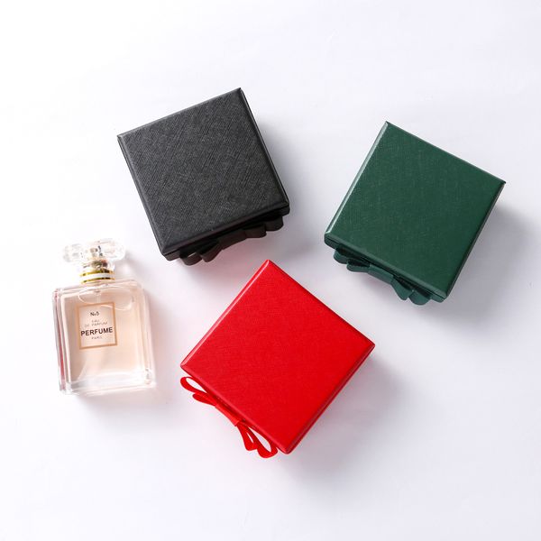 

[ddisplay]solid red jewelry packing box with bow green necklace gift case pendant storage display black bracelet jewelry box, Black;white