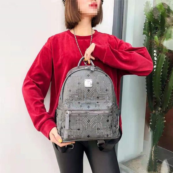 Couro The New Bag Lady Bolsas Mochila de Mulheres Han Edição Moda Grande Capacidade Feminino Rivet Frills Backpack o Designer Handbag