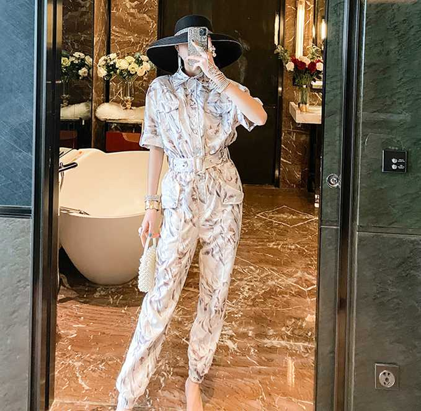 

a600502 fashionable jumpsuit short-sleeved xiaoxi's fit body was thin pants 2020 summer casual suit jacket jumpsuit female, Black;white