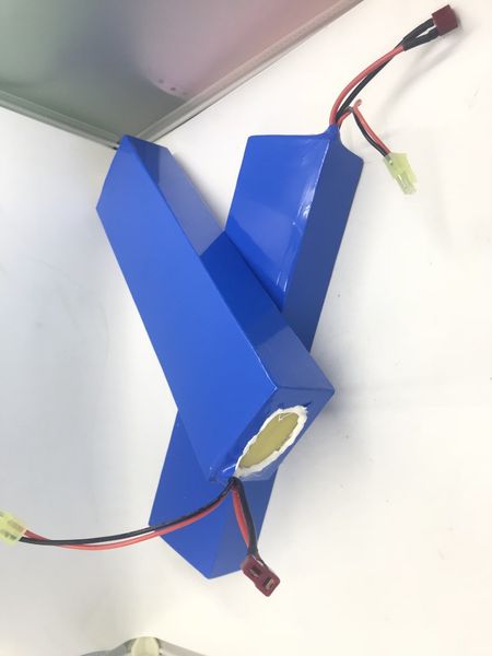 

tax high power 850w 48v 18ah electric bike battery e-bike battery 48 volt lithium battery with 20a bms 2a charger