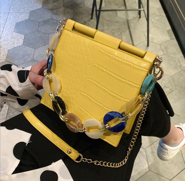 

single shoulder messenger bag female 2019 new fashion wild female bag crocodile pattern chain handbag on the new small bag tide