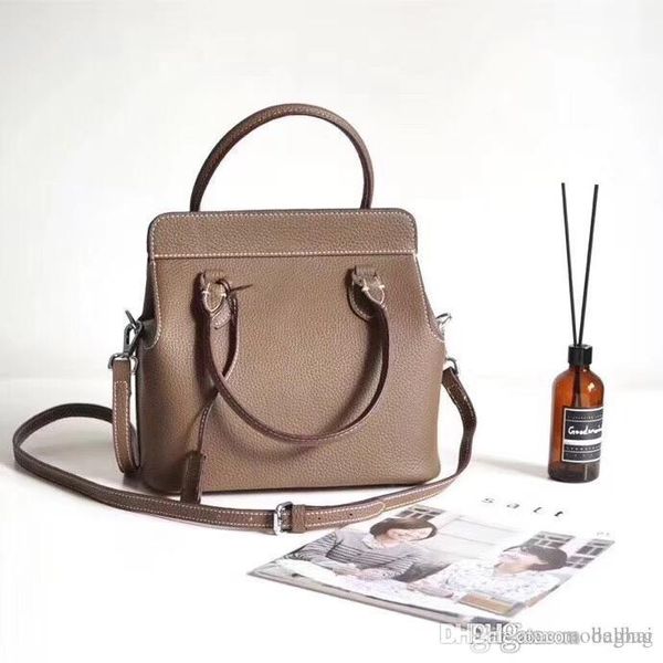 

fashion classics shoulder bagscross bodytoteshandbags brand fashion luxury designer bags famous women hand bill shoulder slant cowhide1x
