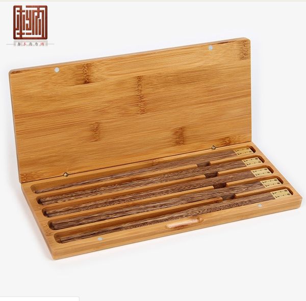 

Wood chop tick high end cu tomization five pair together engravable character give it away or u e it high grade riche and honour