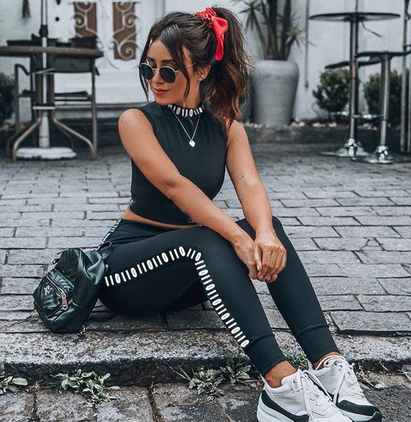 

energy seamless leggings + strappy bra 2 pcs yoga set women gym fitness clothing high waist yoga leggings set running sportswear