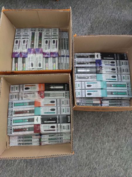 

OOZE Twist Preheat 350mah Battery Charger Kit variable voltage Preheat Bud Touch battery 510 thread Vape VS Vmod Palm Law Vertex Max Battery