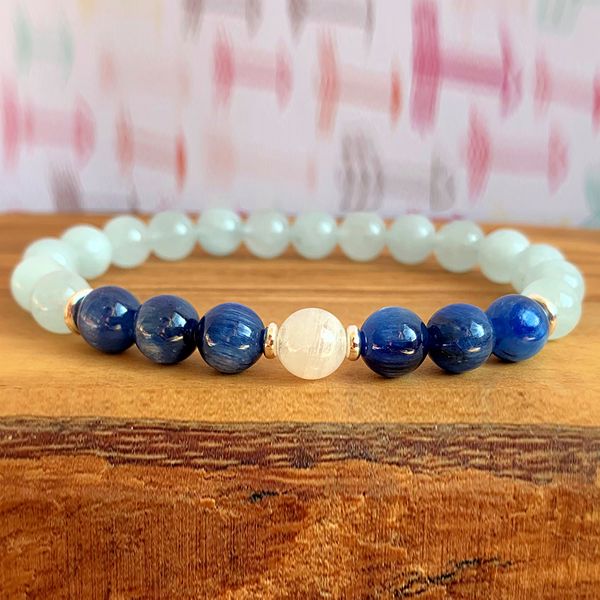 

wholesale third eye & crown chakras bracelet natural gem stone energy bracelet 8 mm blue kyanite moonstone, Golden;silver