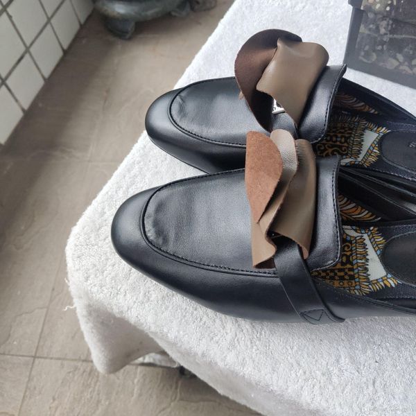 

european classic designer shoes, ladies slippers, flower pic metal decorative leather, soft leather, more colorful styles, Black