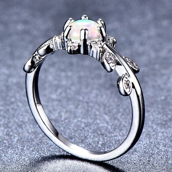 10 Stücke 1 Los Trendy Hochzeit Schmuck Feuer Opal Edelsteine Silber Ringe Russland Amerikanischen Australien Frauen Ringe Schmuck Gift262q