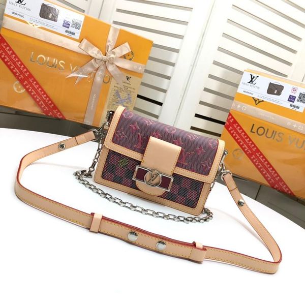 

v1 french high-end brand ladies fashion small square bag classic charm exquisite fashion design party delivery m55454, Black;red