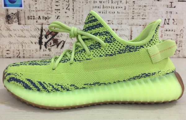 

2019 mens and womens running shoes v2 beluga 2.0 cream white static butter sesame blue tint sneakers sports shoes size