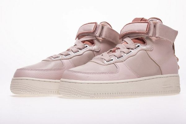 

High quality air cushion forces 1 one high utility particle beige raw pink women skateboarding Shoes