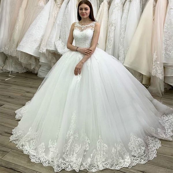 

robe de mariee princess 2020 luxury tulle lace ball gown wedding dresses sweep train sleeveless dubai bridal dress, White