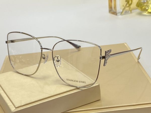 

new eyeglasses frame women men eyeglass frames eyeglasses frame clear lens glasses frame oculos with case 0390, Silver