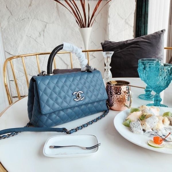 

Новый ЛУЧШИЙ Топ Qualith Женщины Классический Натуральная Кожа Ягненка Синяя Сумка Натуральная Сумка через плечо Черные сумки на ремне