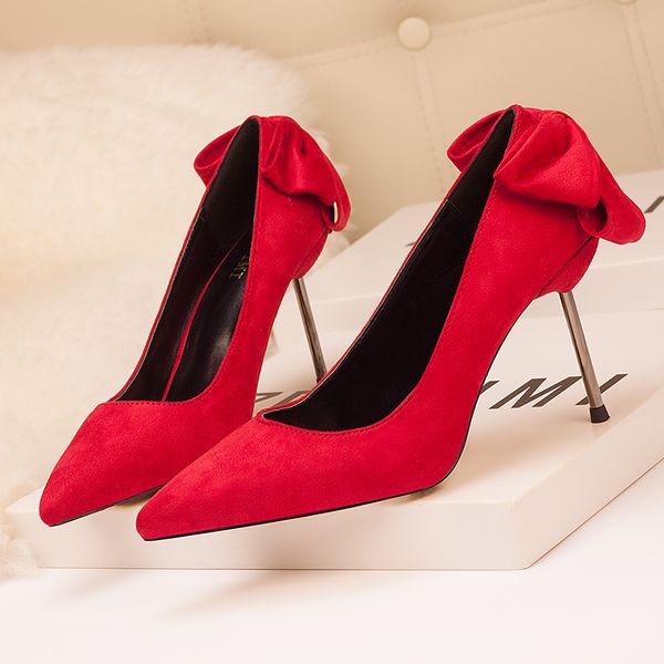 

spring and autumn korean version of new cat heel pointy shoes with a thin and slim temperament