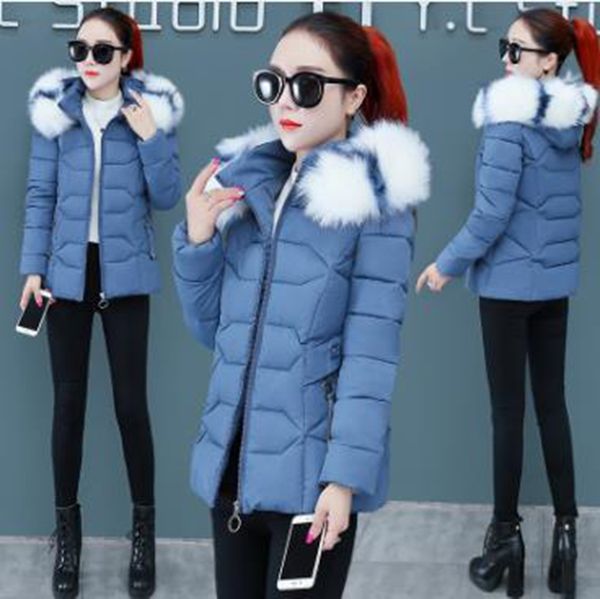 

wholesale women's short winter new style big fur collar detachable hat down padded jacket, Black