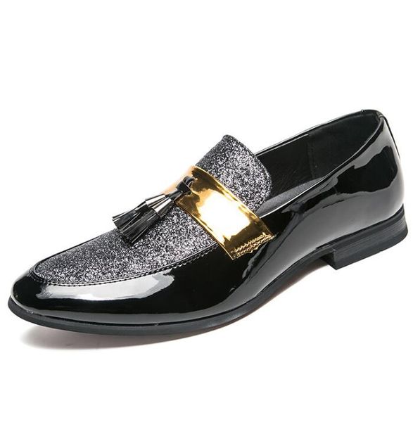 

2019 new metal fashion gold tassel of loafers designer brand loafers gentleman luxury fashion stress shoes men brand men shoes, Black