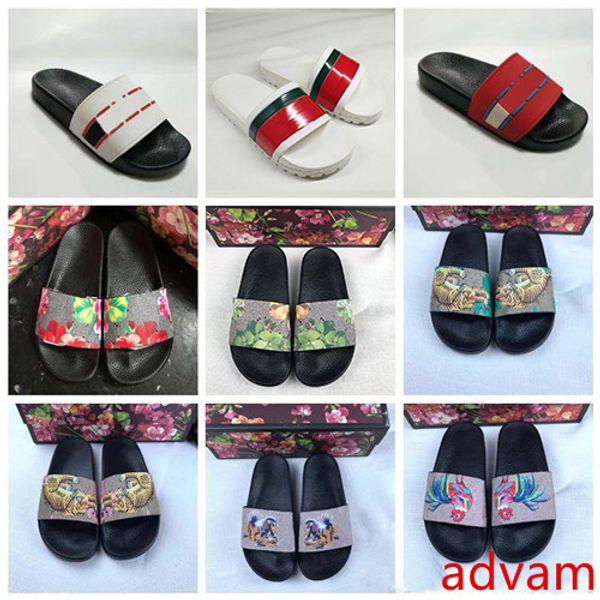 

2019 designer rubber sandals new floral brocade mens fashion slippers red white gear bottoms flip flops womens slides casual flats slipper