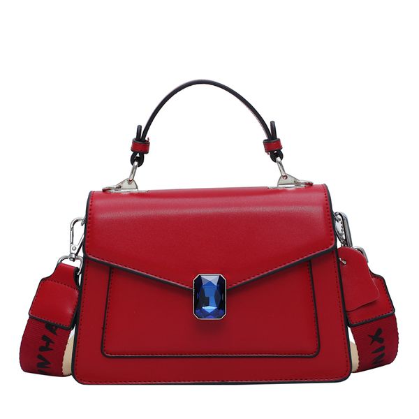 

female shoulder bag new korean version of the retro wild lock portable messenger fashion broadband small square bag