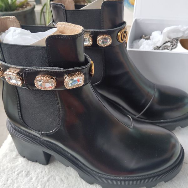 Zapatos romanos clásicos de estilo europeo, zapatos de mujer, botas Martin, botas de moto, botas sexys, parte inferior de goma de tacón bajo decorativa con cristales