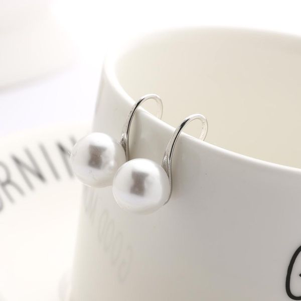 

sufficient 2018 korean-style fashion simple earrings cool versatile freshwater pearl earrings ear stud, Silver
