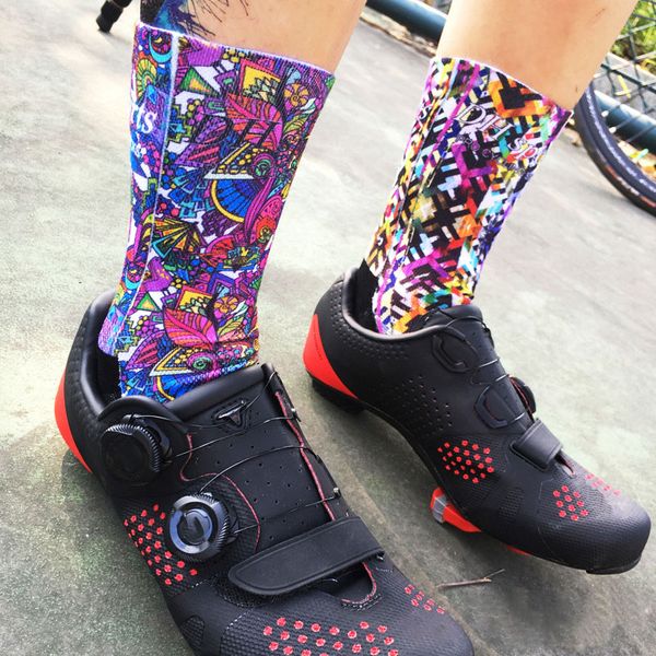 

professional brand cycling socks breathable protect feet colored printing sport socks bicycle bike running, Black