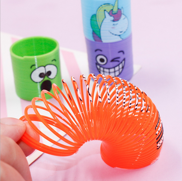 

3шт / набор мини радуга магия спрингс игрушки happy face unicorn дети birthday party благоприятная классная призы goodie сумка партии подарк, Red;brown