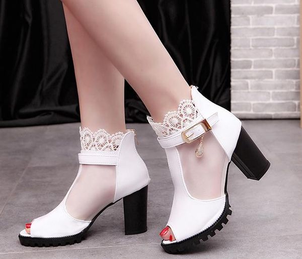 

2019 women's sandals in summer with new style high heel coarse heel @01, Black