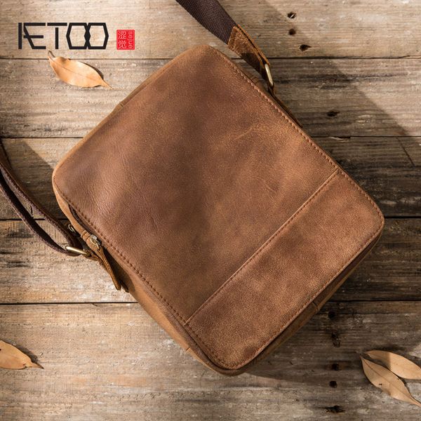 

aetoo retro casual leather men bag shoulder messenger bag head layer cowhide men postman package crazy horse skin vintage