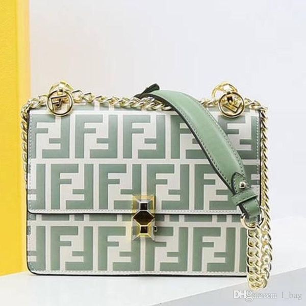 

2019luxury quality fa hion love heart v wave pattern atchel de igner houlder bag chain handbag cro body pur e lady hopping tote bag 1pc