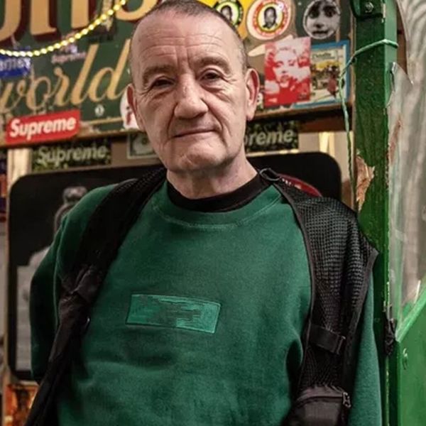 

бренд-дизайнер сша красочные хип-хоп вышивка скейтборд пуловер мужчины женщины хлопок повседневная crewneck толстовка мужской размер s-xl, Black