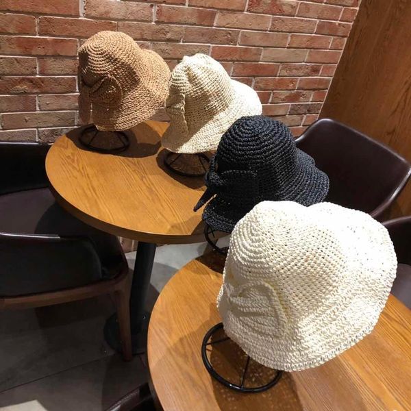 

Chapéus de Aba Sovina dh__shopping02